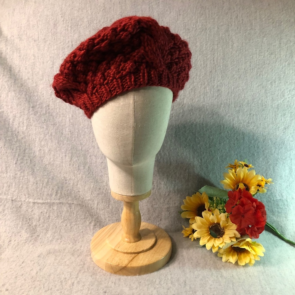 NWOT - Burgundy Red Multi-Pattern Crochet Beret